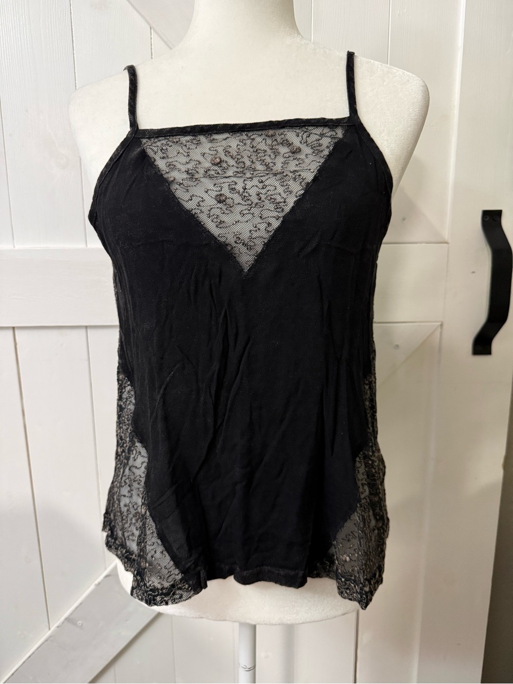 POL Black Lace Trim Spaghetti Strap Tank Top